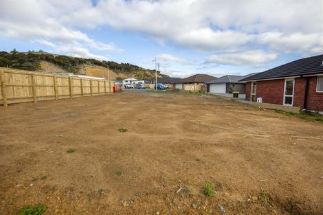Photo of property in 15 Weatherdeck Close, Whitby, Porirua, 5024