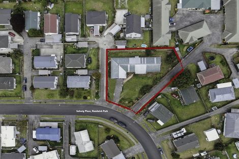 Photo of property in 17 Solveig Place, Randwick Park, Auckland, 2105