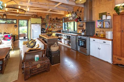 Photo of property in 399c Tairua Whitianga Road, Whenuakite, Whitianga, 3591