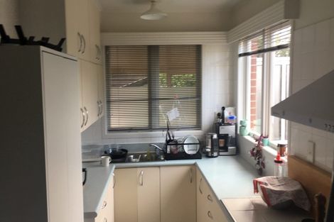 Photo of property in 2/17 Scarboro Terrace, Murrays Bay, Auckland, 0630