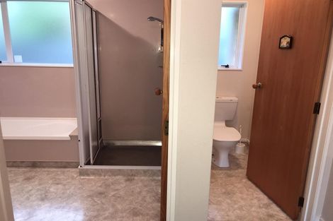 Photo of property in 2a Hamlet Street, Stratford, 4332