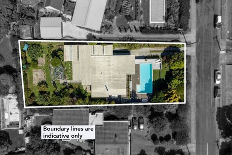 Photo of property in 13 Kotare Street, Waikanae, 5036