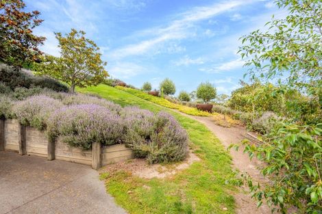 Photo of property in 9 Burbury Ridge, Havelock North, 4130