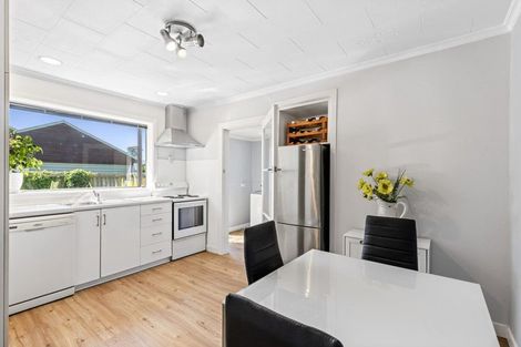 Photo of property in 67 Coopers Road, Dallington, Christchurch, 8061