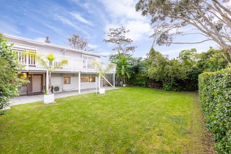 Photo of property in 11 Gregory Place, Mount Roskill, Auckland, 1041