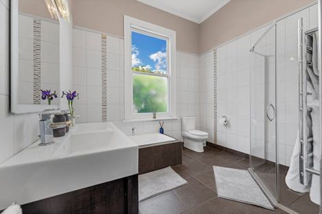 Photo of property in 20 Albert Road, Devonport, Auckland, 0624