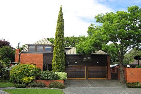 Photo of property in 18 Thurlestone Place, Burnside, Christchurch, 8053