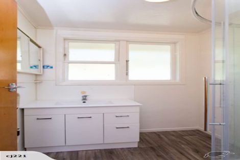 Photo of property in 18 Webb Road, Durie Hill, Whanganui, 4500