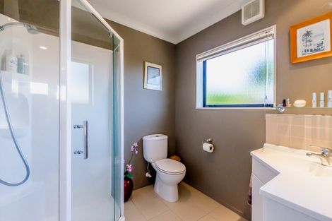 Photo of property in 7 Central Park, Paraparaumu Beach, Paraparaumu, 5032