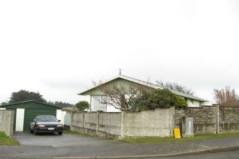 Photo of property in 25 Milford Street, Heidelberg, Invercargill, 9812