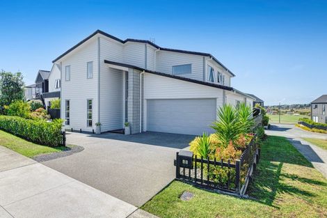 Photo of property in 68 Colonial Drive, Silverdale, 0932