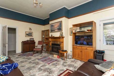 Photo of property in 12 Grant Street, Dannevirke, 4930