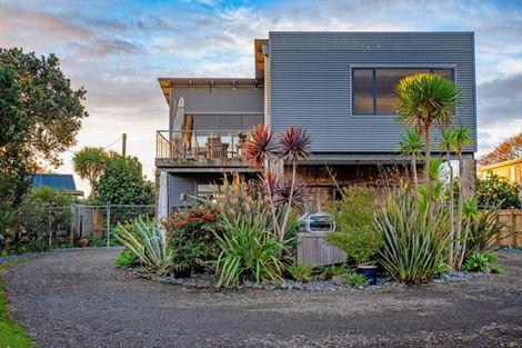 Photo of property in 132 Ohiwa Loop Road, Waiotahe, Opotiki, 3198