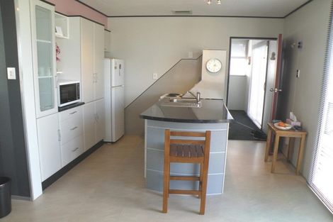 Photo of property in 4 Fairview Street, Tirau, 3410