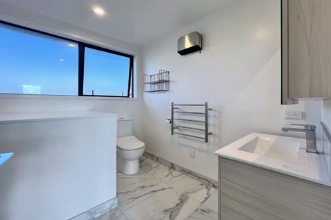 Photo of property in 3/59 Neil Avenue, Te Atatu Peninsula, Auckland, 0610