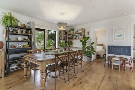 Photo of property in 105 Bell Street, Whangamata, 3620