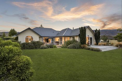 Photo of property in 16 Wakefield Lane, Mount Pisa, Cromwell, 9383