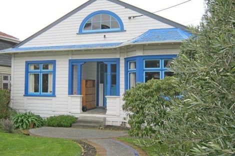 Photo of property in 79 Queens Drive, Lyall Bay, Wellington, 6022