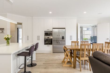 Photo of property in 41 Woodridge Drive, Stanmore Bay, Whangaparaoa, 0932