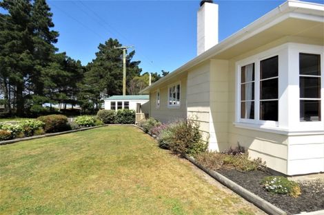 Photo of property in 22 Chamberlain Avenue, Amberley, 7481