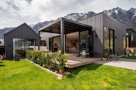 Photo of property in 93 Spur Ridge Rise, Jacks Point, 9371