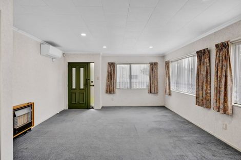 Photo of property in 28 Browne Street, Waitara, 4320