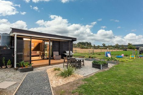 Photo of property in 10 Otuarae Drive, Taieri Beach, Brighton, 9091