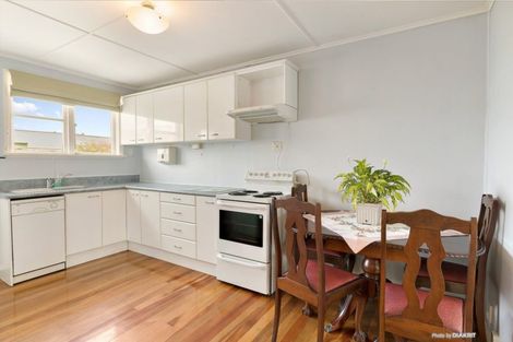 Photo of property in 35 Ebdentown Street, Ebdentown, Upper Hutt, 5018