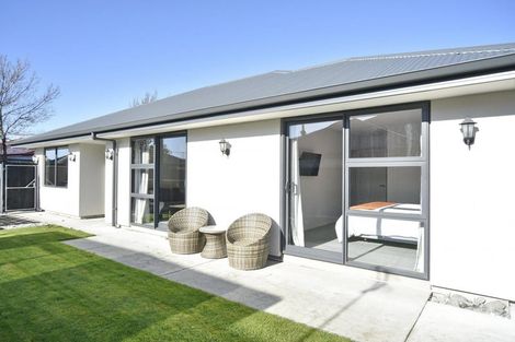 Photo of property in 411a Bower Avenue, Parklands, Christchurch, 8083