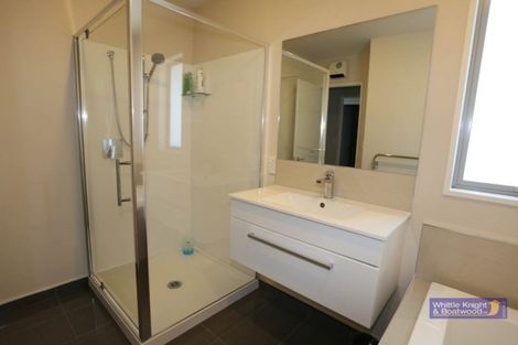 Photo of property in 2 Brackendale Place, Burnside, Christchurch, 8041