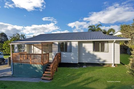 Photo of property in 81a Dundale Avenue, Blockhouse Bay, Auckland, 0600