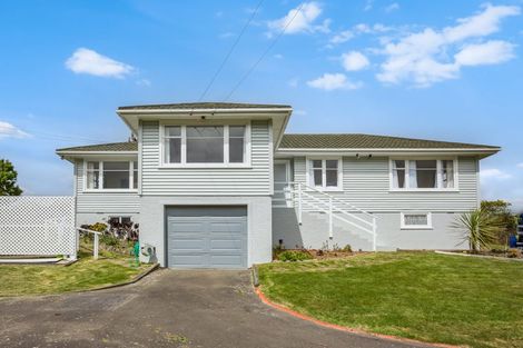 Photo of property in 36 Handyside Street, Tawa, Wellington, 5028