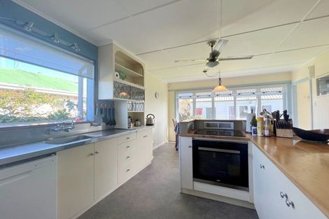 Photo of property in 4 Martin Street, Fairfield, Hamilton, 3214