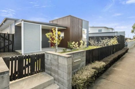 Photo of property in 11 Coprosma Close, Papamoa Beach, Papamoa, 3118