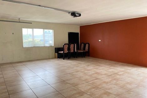 Photo of property in 14 Tolben Place, Golflands, Auckland, 2013