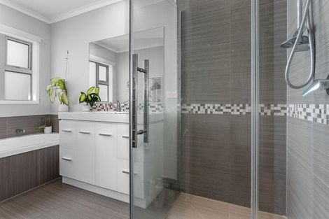 Photo of property in 6 Omega Place, Coastlands, Whakatane, 3120