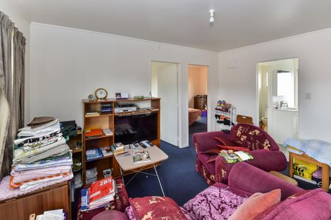 Photo of property in 8 Burbridge Road, Favona, Auckland, 2024