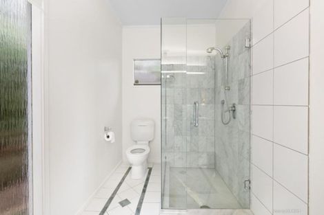 Photo of property in 3 Homewood Avenue, Karori, Wellington, 6012