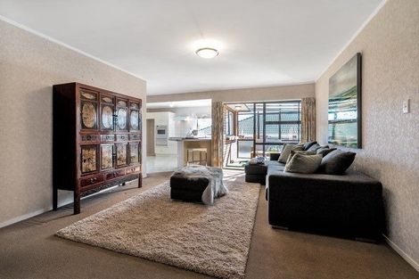 Photo of property in 45 Orangewood Drive, Northpark, Auckland, 2013