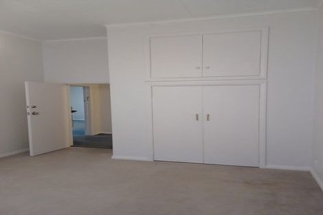 Photo of property in 19 Hereford Street, West End, Palmerston North, 4410