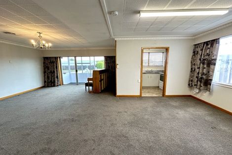 Photo of property in 11 Hamilton Street, Strathern, Invercargill, 9812