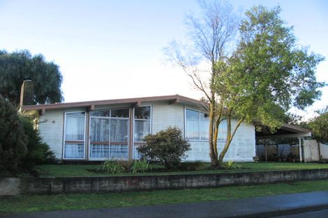 Photo of property in 6 Cortes Crescent, Flaxmere, Hastings, 4120