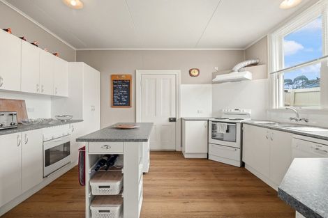 Photo of property in 1 Coach Road, Fairfield, Dunedin, 9018