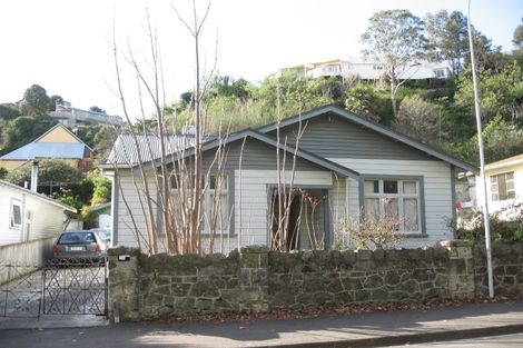 Photo of property in 111 Milton Road, Bluff Hill, Napier, 4110
