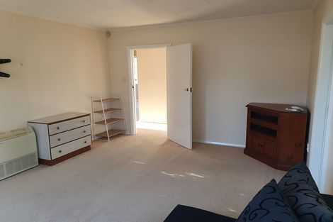 Photo of property in 96 Reynolds Street, Taita, Lower Hutt, 5011