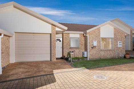 Photo of property in 18/169 Sturges Road, Henderson, Auckland, 0612