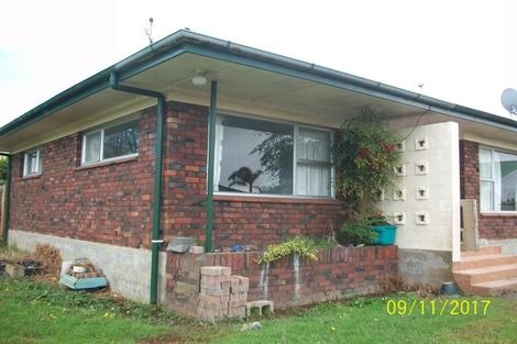 Photo of property in 4/96 Titirangi Road, New Lynn, Auckland, 0600