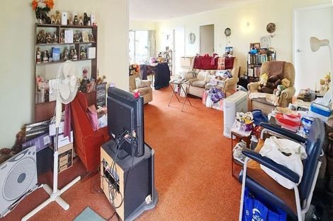 Photo of property in 2/41 Koromiko Street, New Lynn, Auckland, 0600