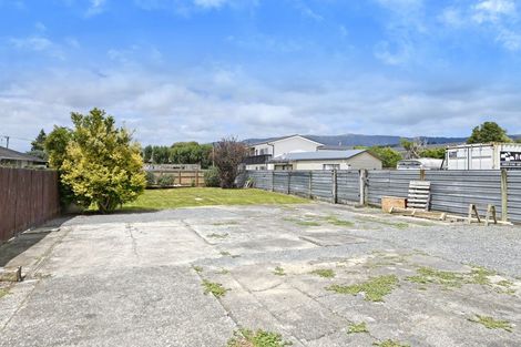 Photo of property in 102 Gibbons Street, Ebdentown, Upper Hutt, 5018