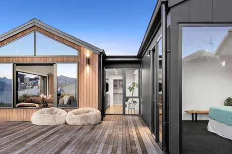 Photo of property in 39 Farrant Drive, Wanaka, 9305